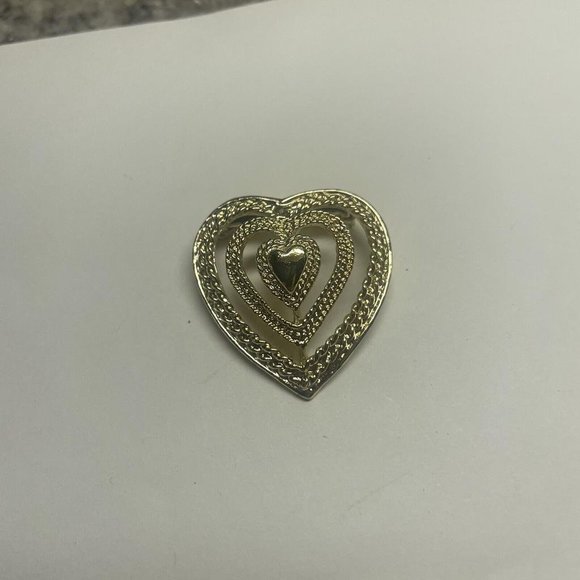 Vintage - Signed Gerry’s - Brooch Pin Gold Tone - Heart - Picture 1 of 10